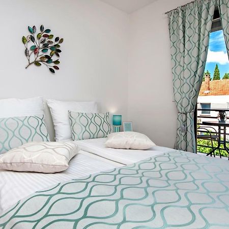 Apartment Loki Ровінь Екстер'єр фото