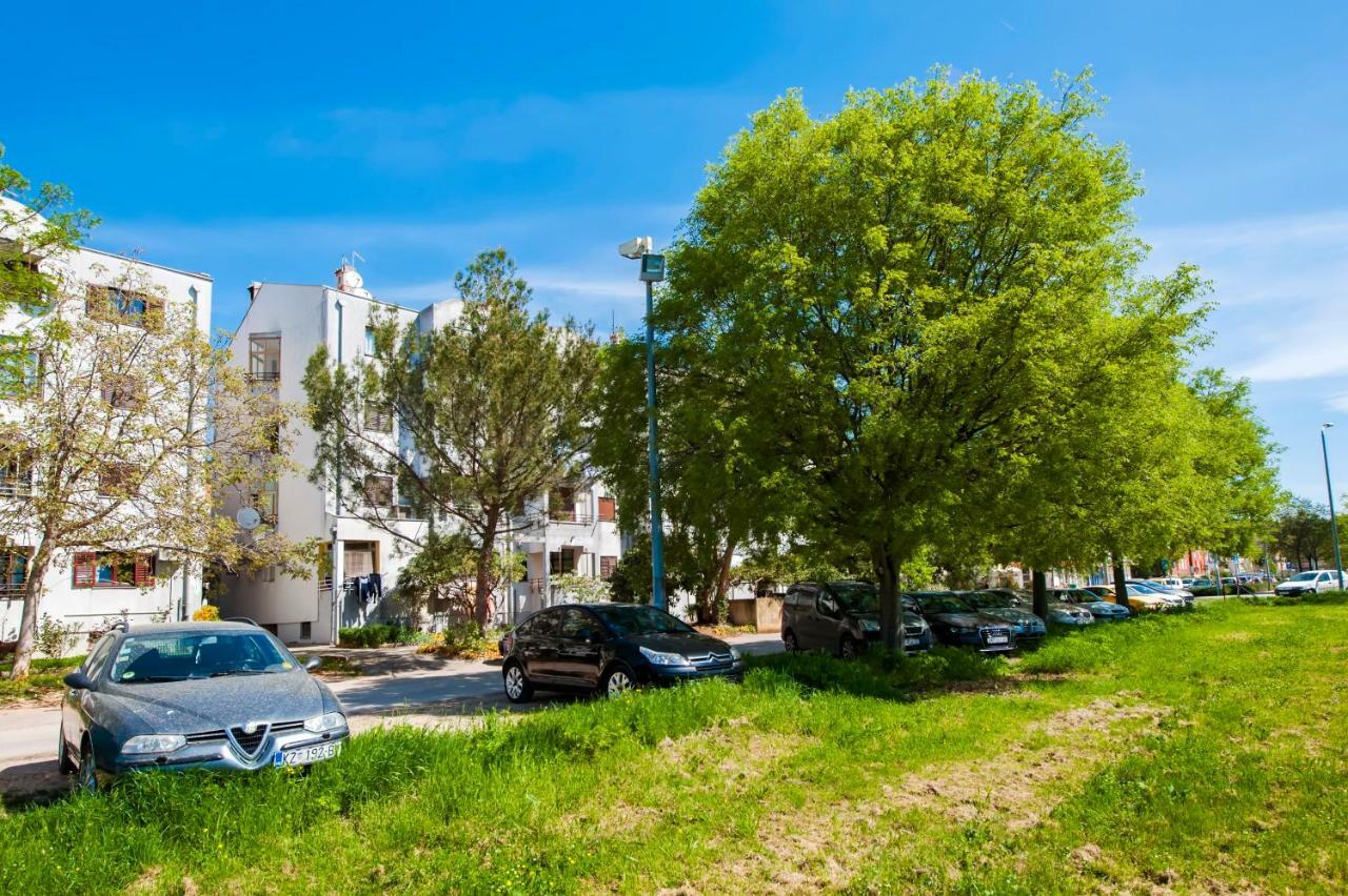 Apartment Loki Ровінь Екстер'єр фото